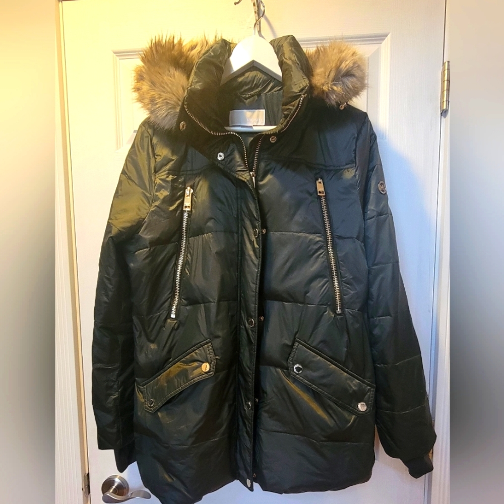 Michael Kors Jacket, Girls Size 14/16-Large, Olive green color with gold zippers